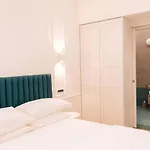 Four Bed & Breakfast 4*
