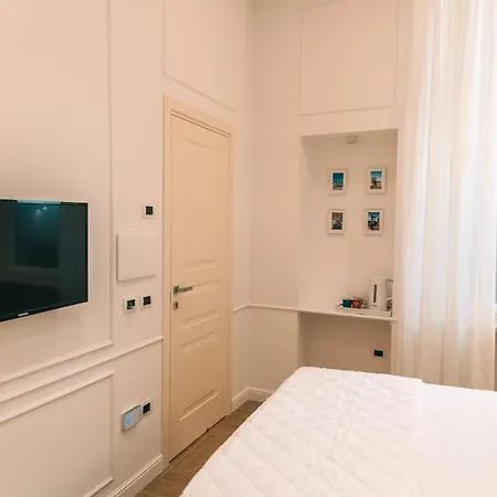 Four 4* Pompeia